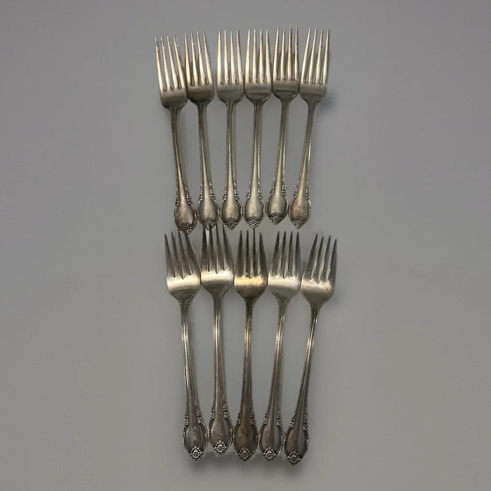 1847 Rogers Bros IS Remembrance‎ Silverplate Silverware Forks Lot 11 Vintage
